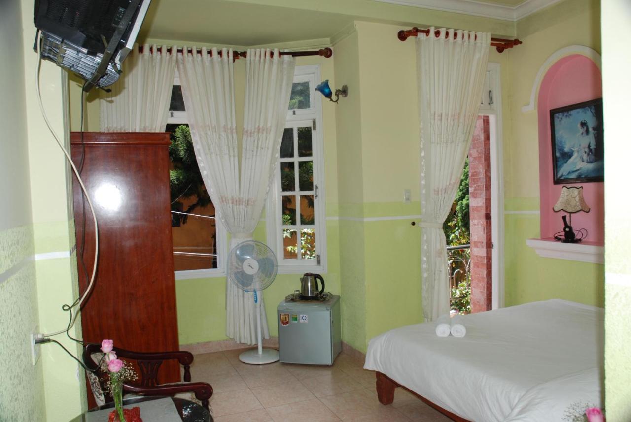Bich Khue Hotel Dalat Bagian luar foto